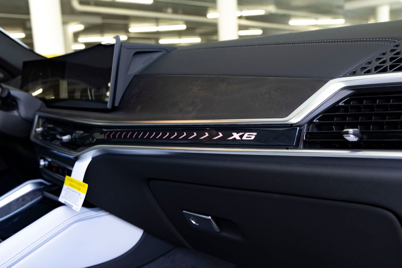 2027 BMW X6 xDrive40i