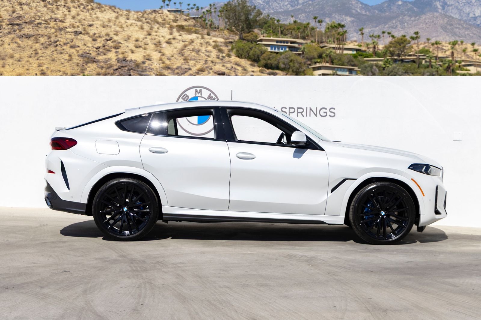 2027 BMW X6 xDrive40i