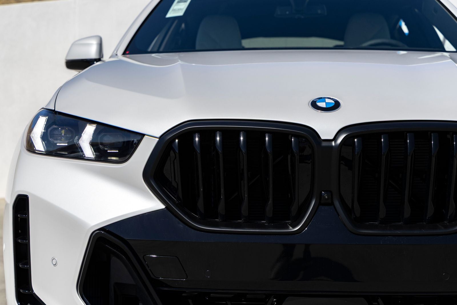 2027 BMW X6 xDrive40i
