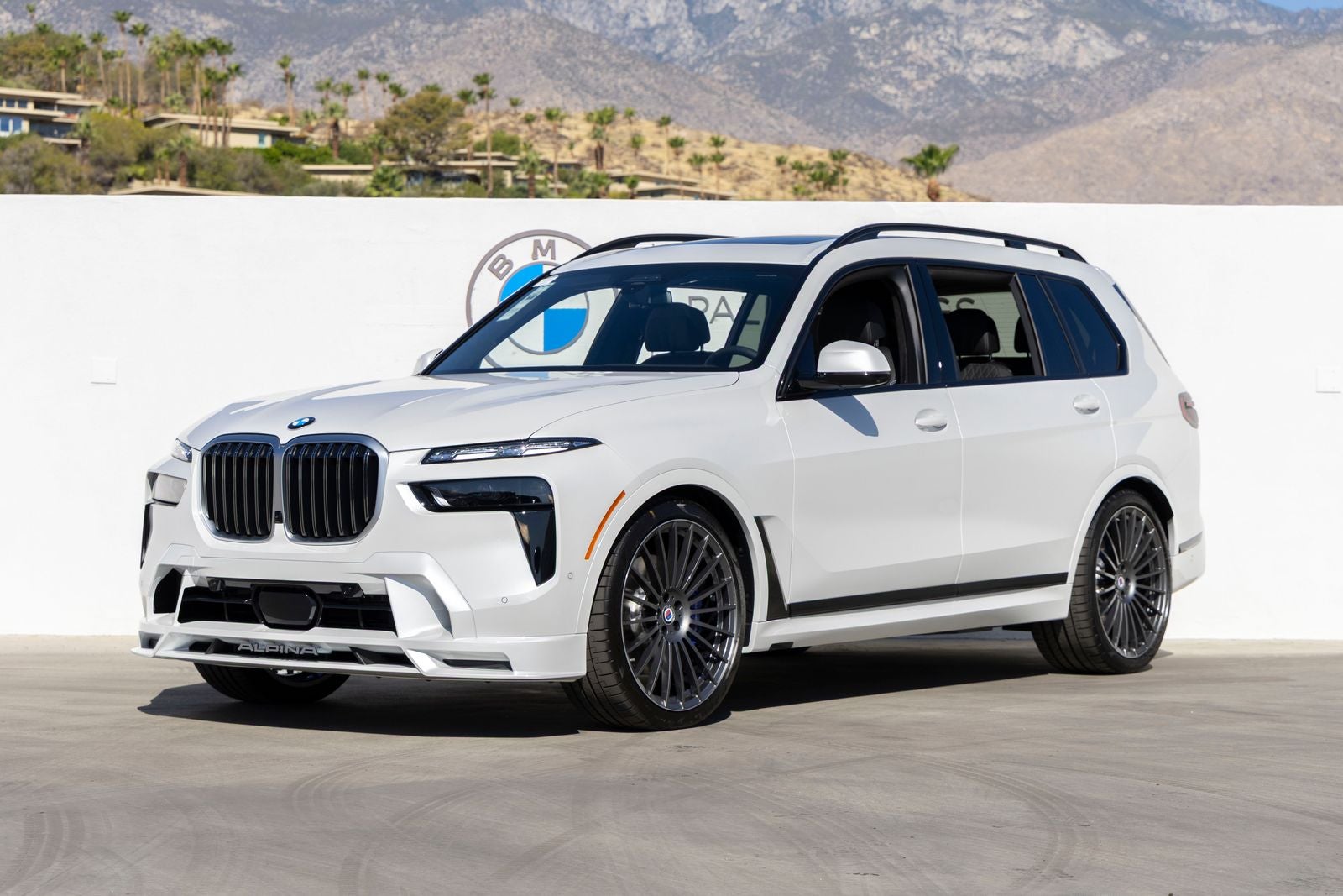 2026 BMW B7 ALPINA XB7