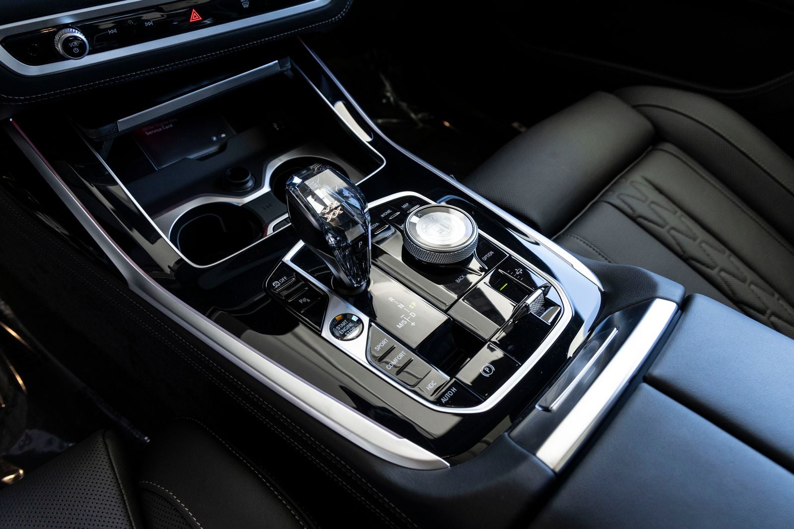 2026 BMW B7 ALPINA XB7