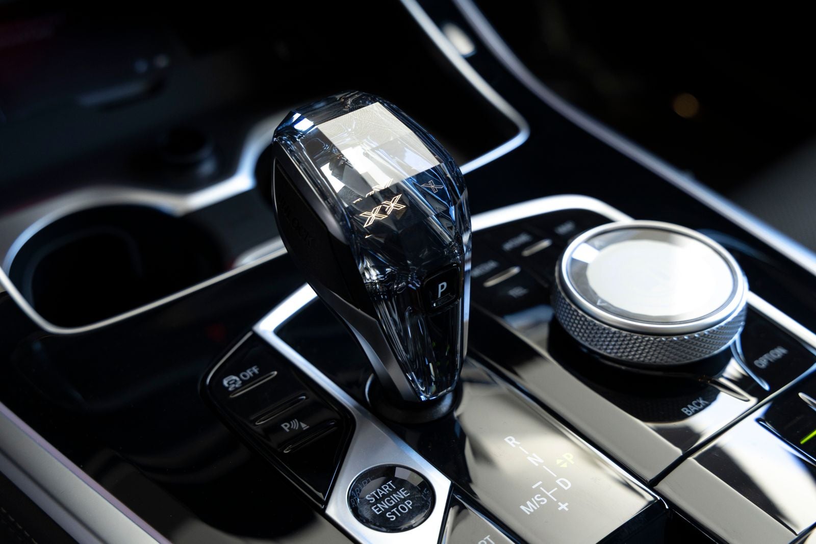 2026 BMW B7 ALPINA XB7