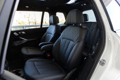 2026 BMW B7 ALPINA XB7