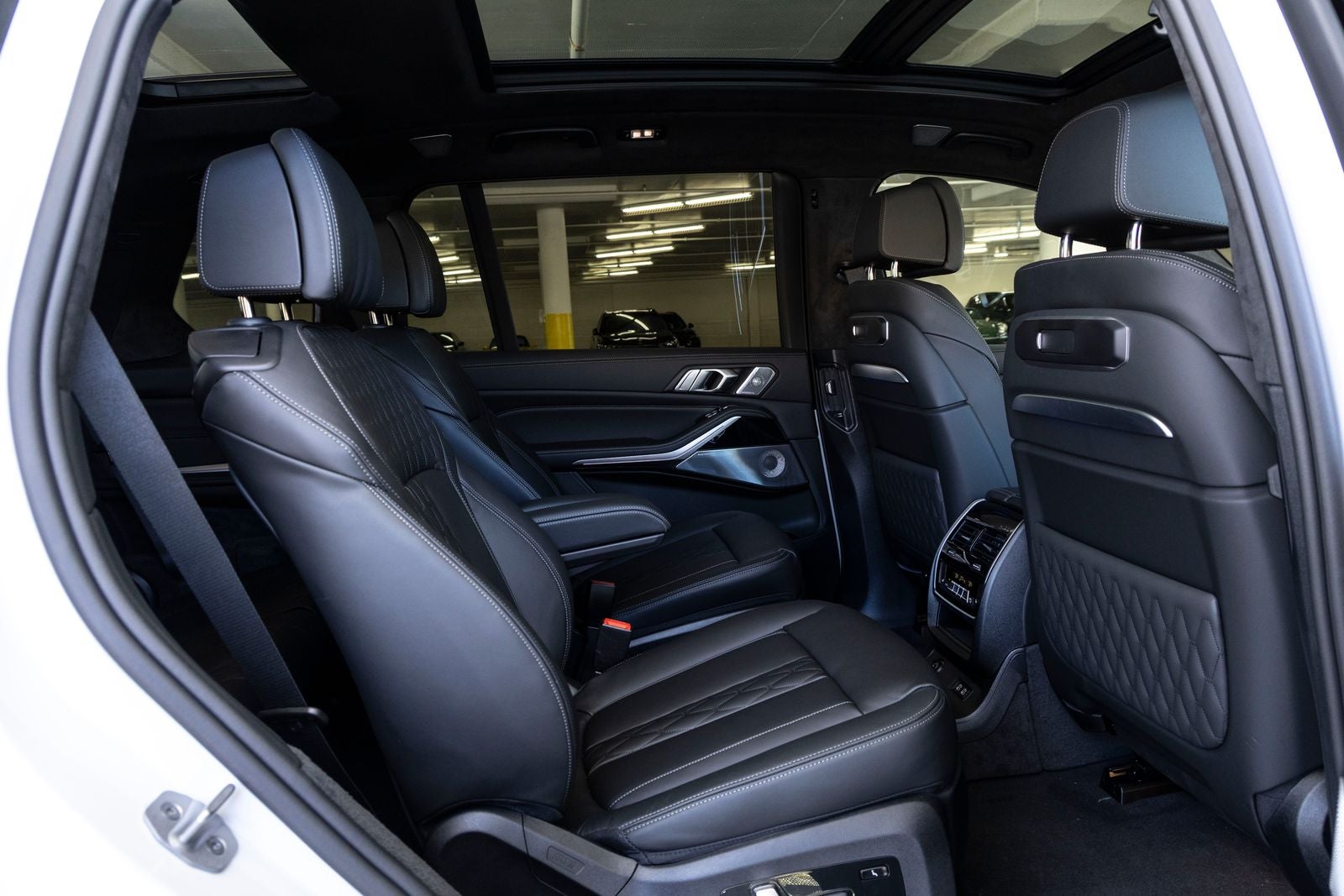 2026 BMW B7 ALPINA XB7