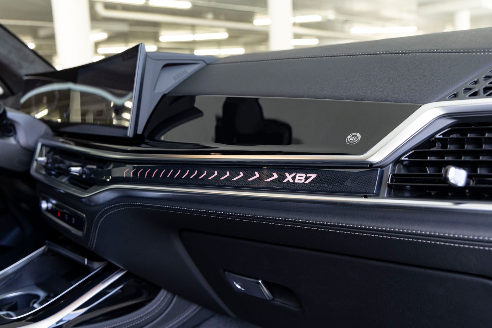 2026 BMW B7 ALPINA XB7