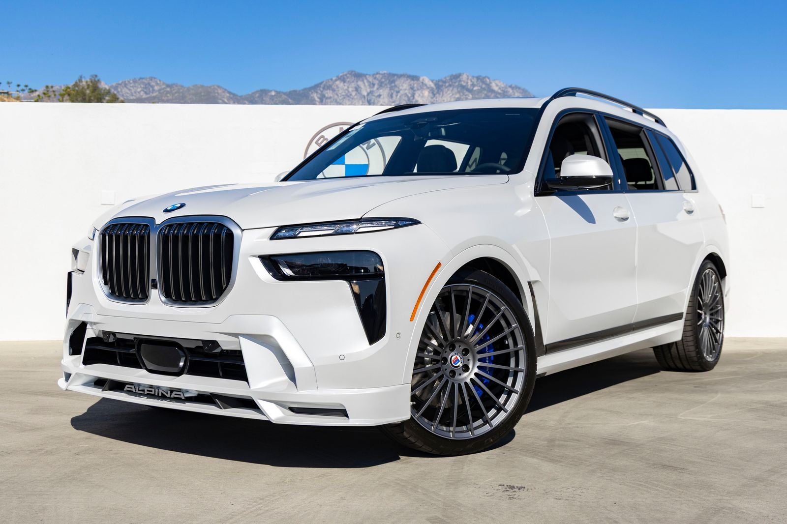 2026 BMW B7 ALPINA XB7