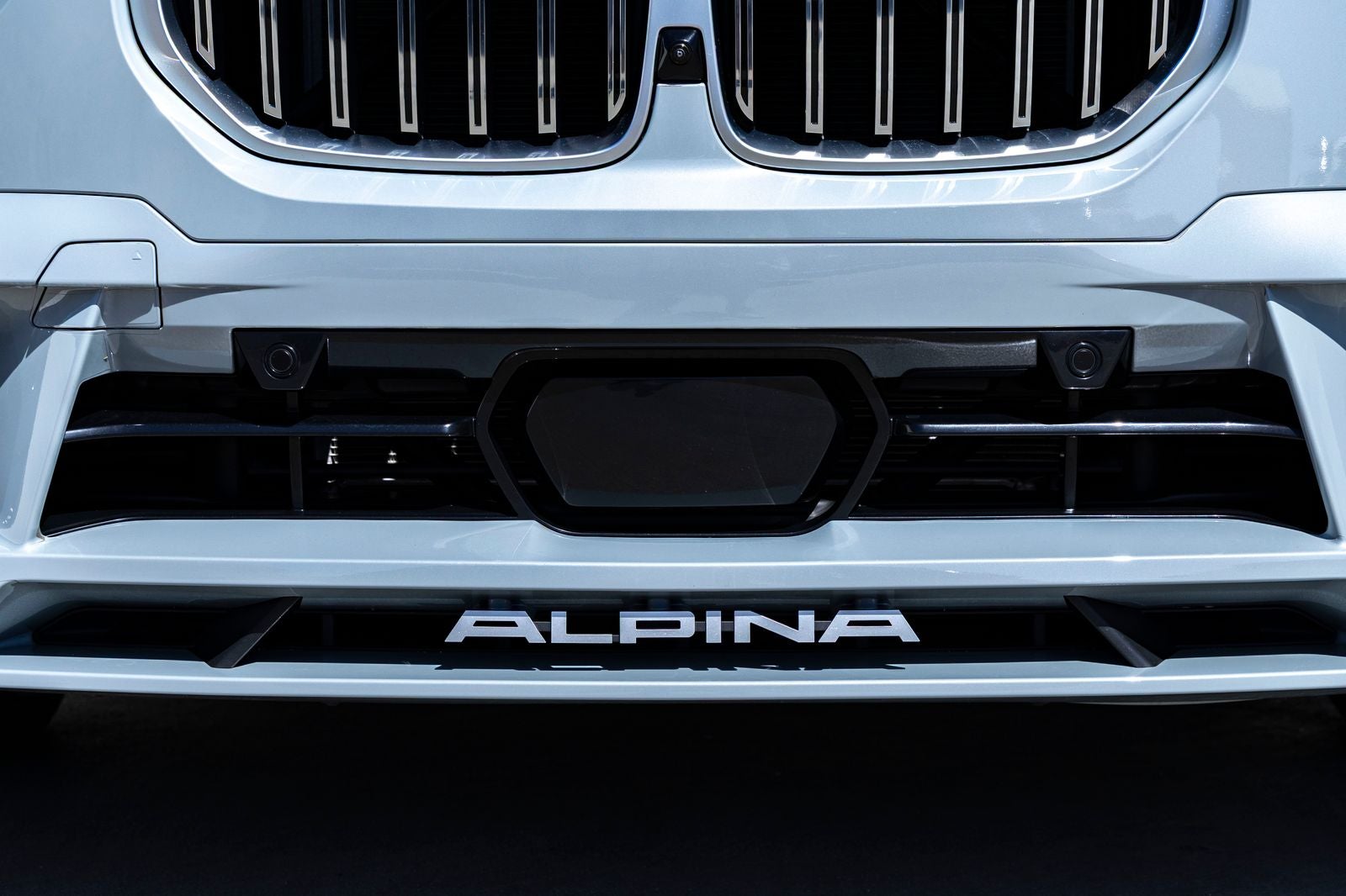 2024 BMW X7 ALPINA XB7