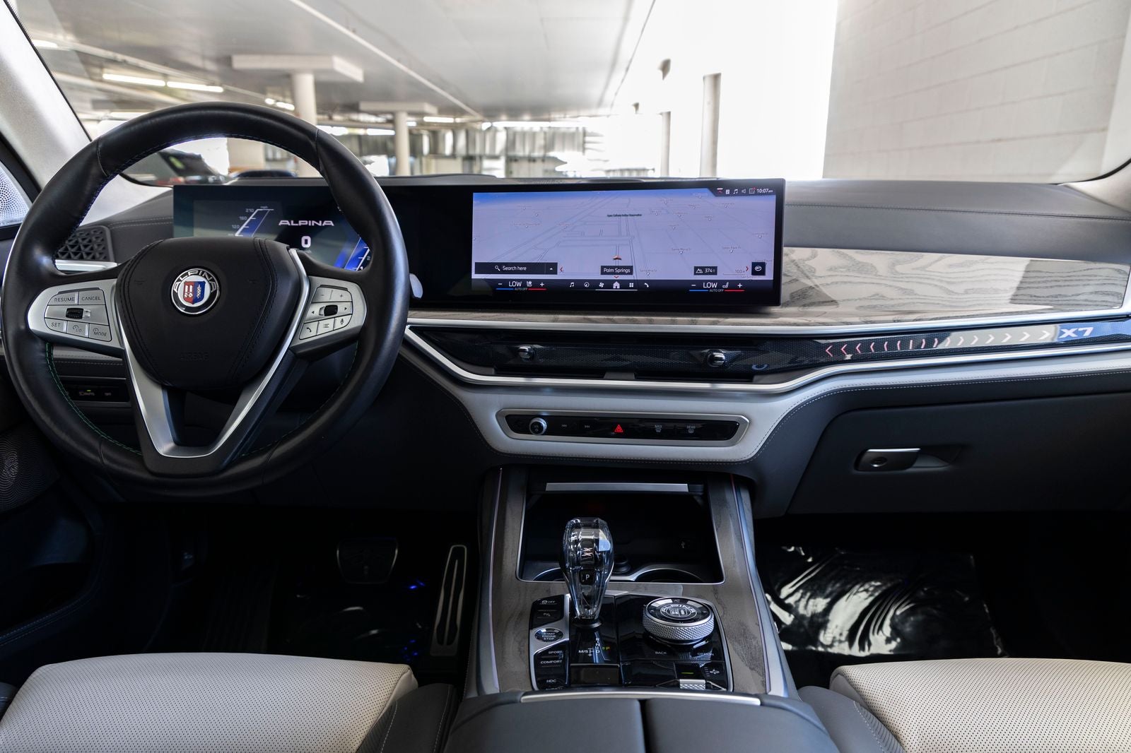 2024 BMW X7 ALPINA XB7