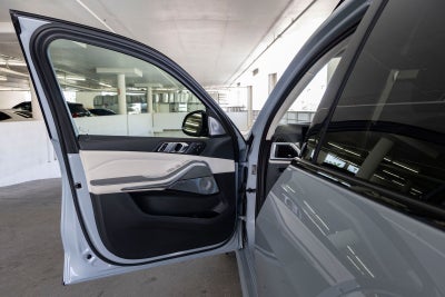 2024 BMW X7 ALPINA XB7