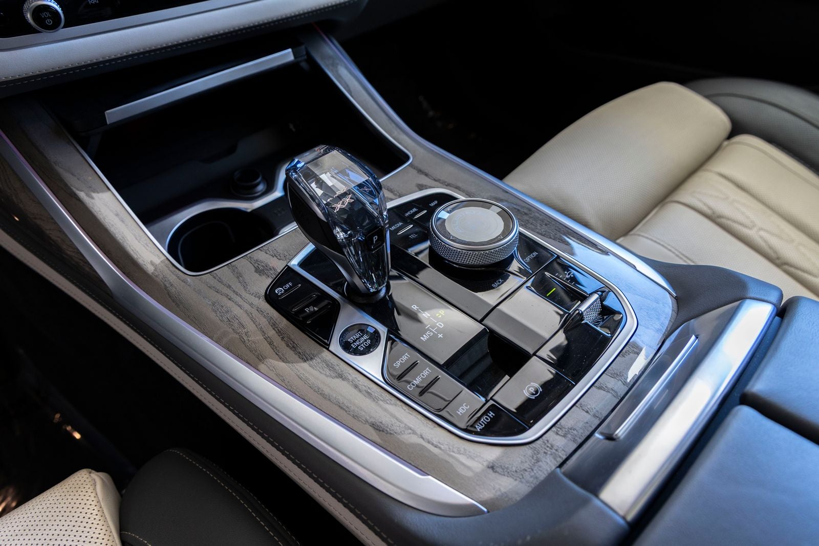 2024 BMW X7 ALPINA XB7