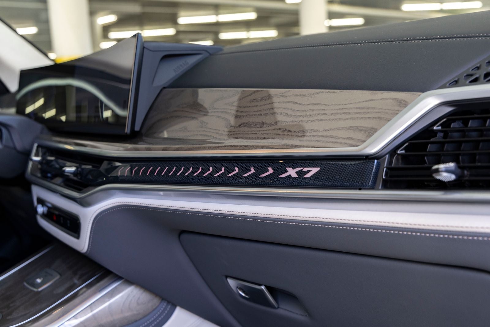 2024 BMW X7 ALPINA XB7