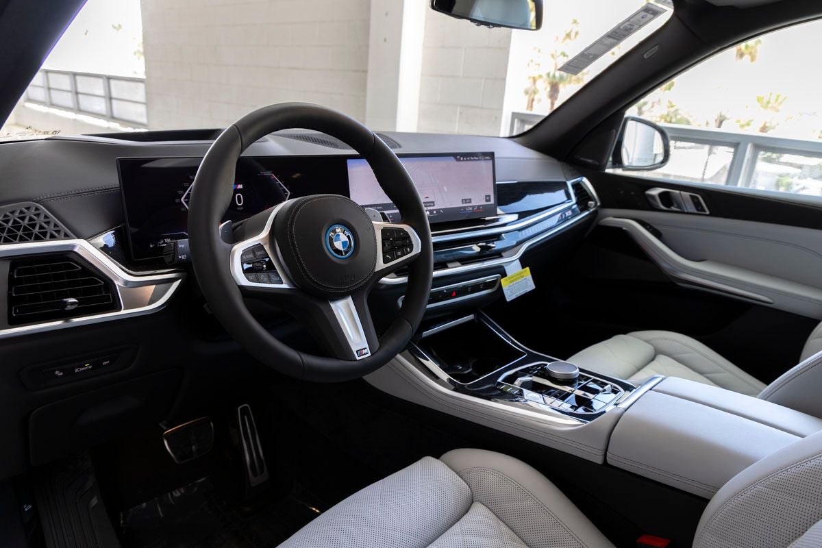 2026 BMW X5 xDrive50e