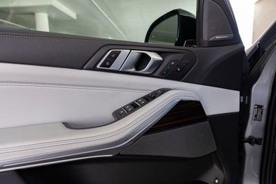 2024 BMW X5 xDrive50e