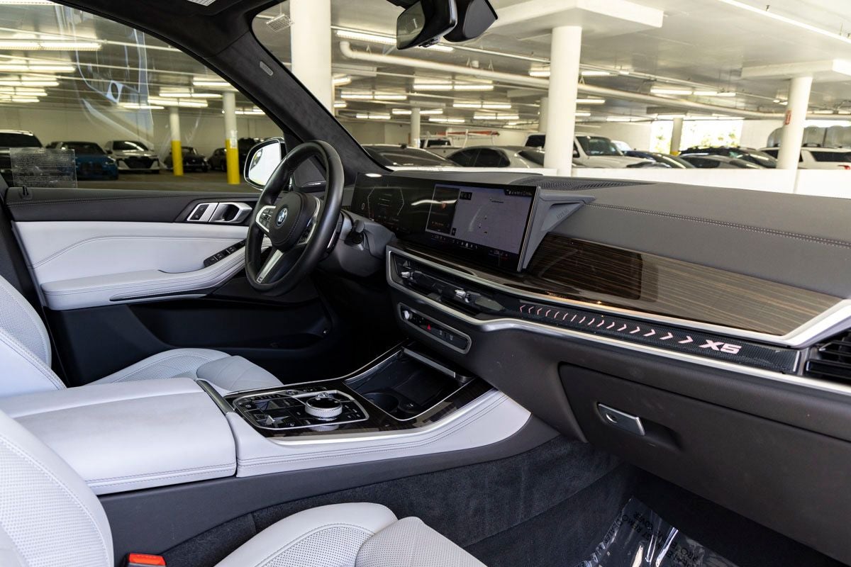 2024 BMW X5 xDrive50e