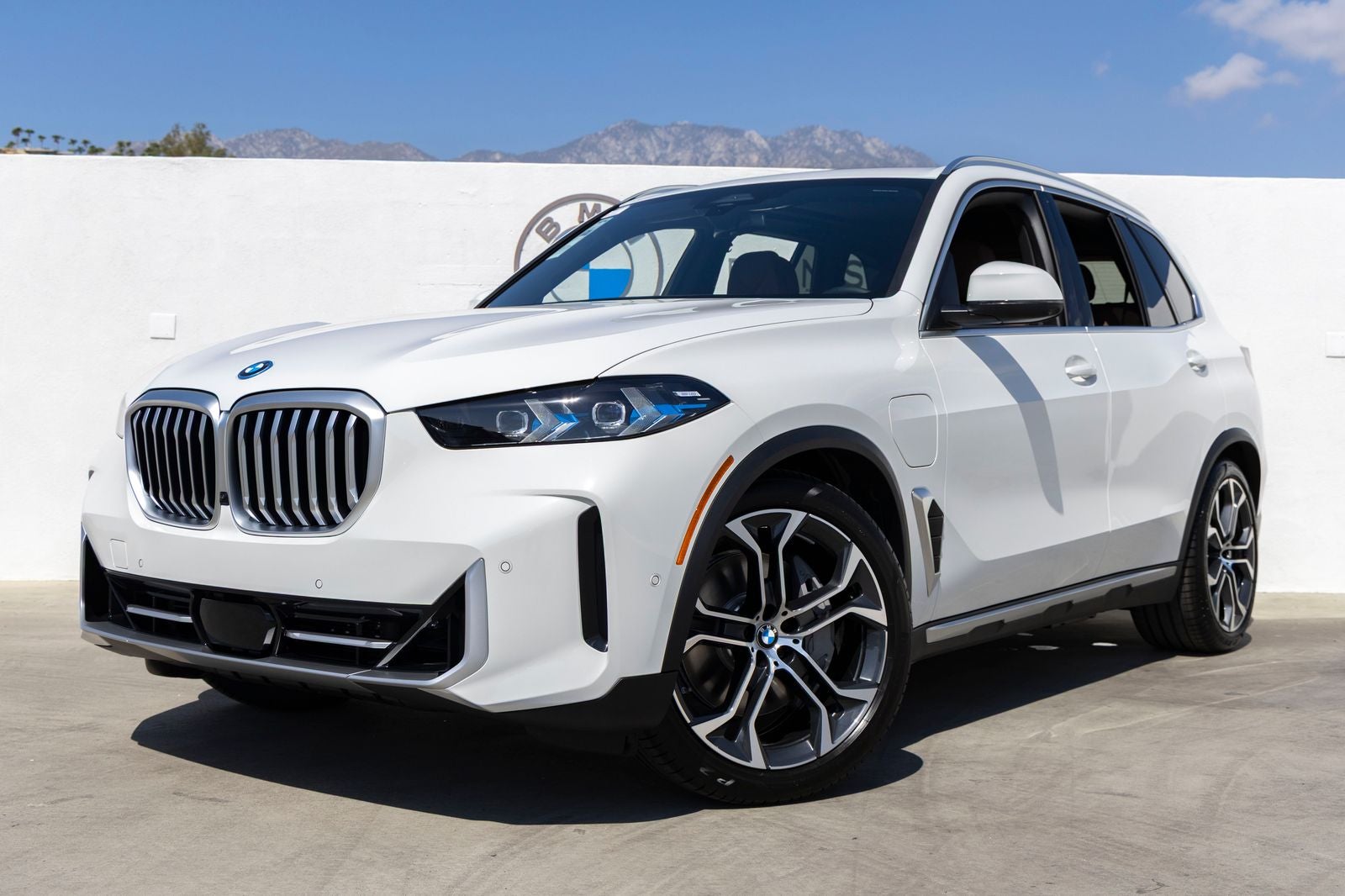 2026 BMW X5 xDrive50e