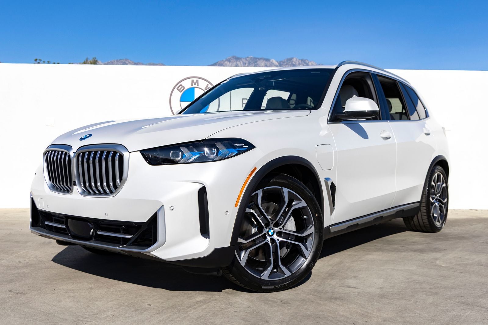 2026 BMW X5 xDrive50e
