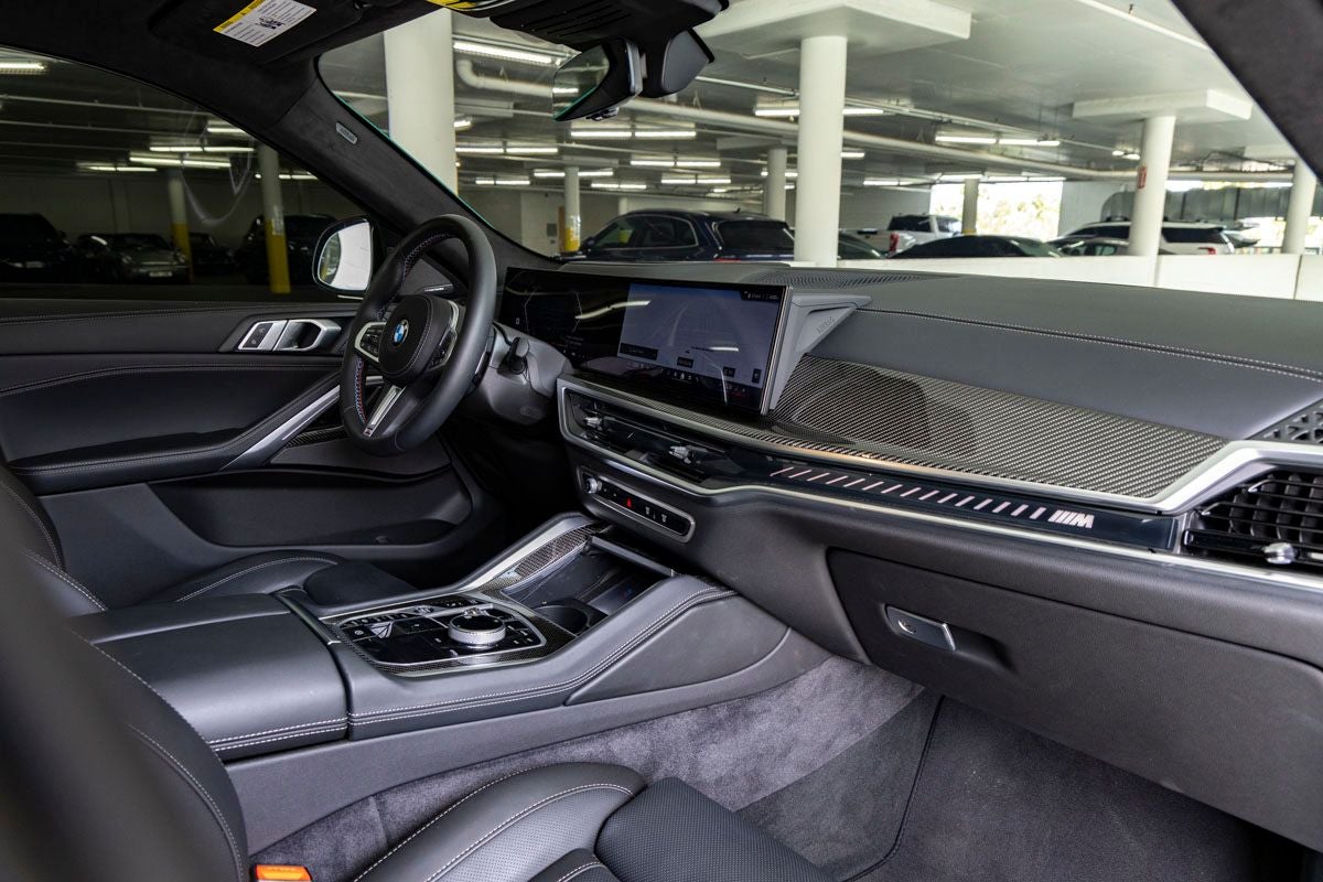 2026 BMW X6 M60i