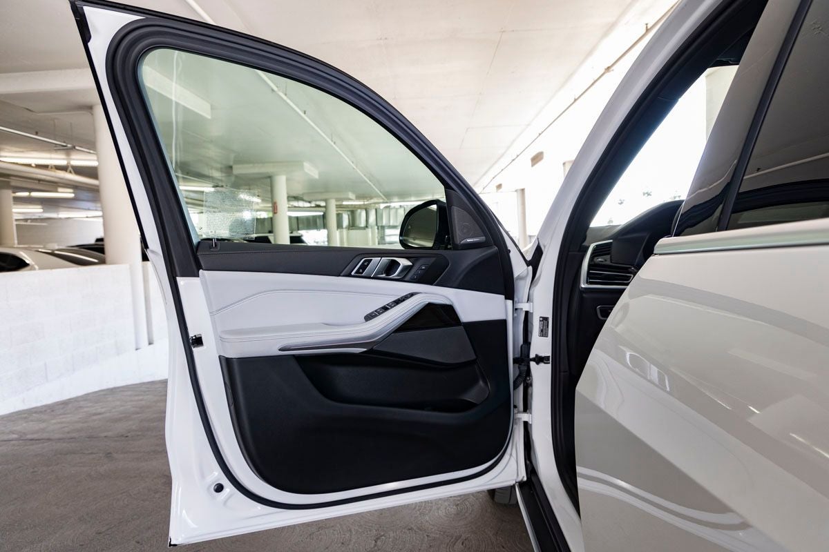 2023 BMW X5 sDrive40i