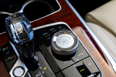 2021 BMW X7 ALPINA XB7