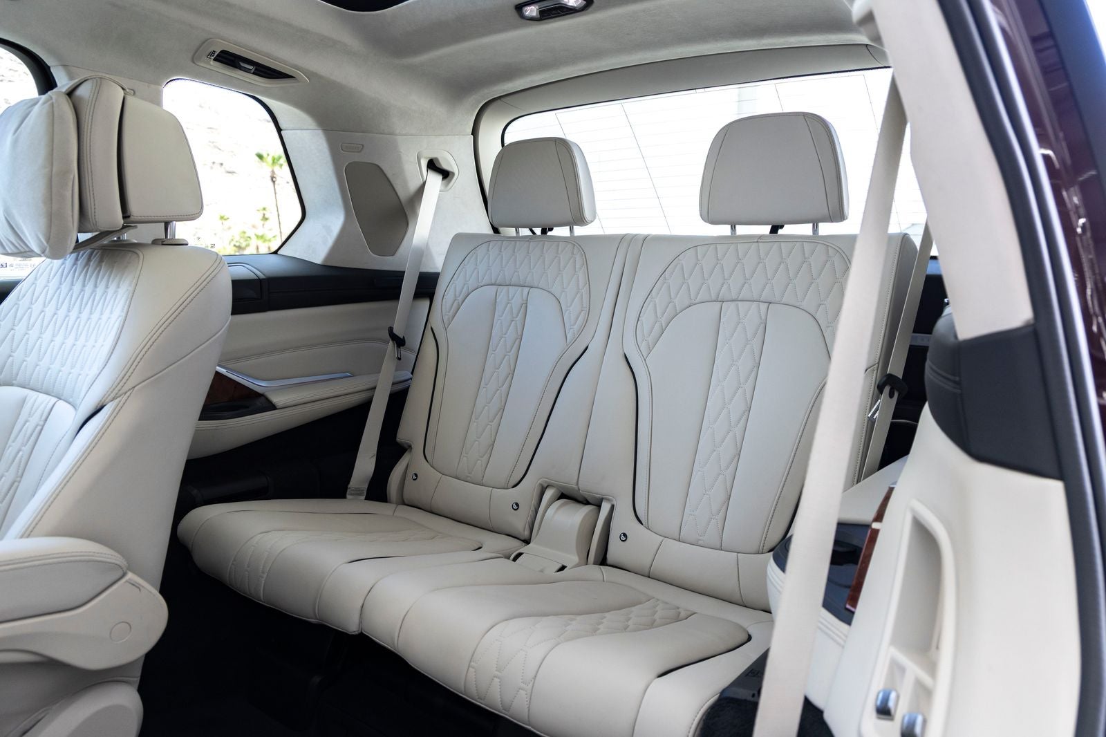 2021 BMW X7 ALPINA XB7