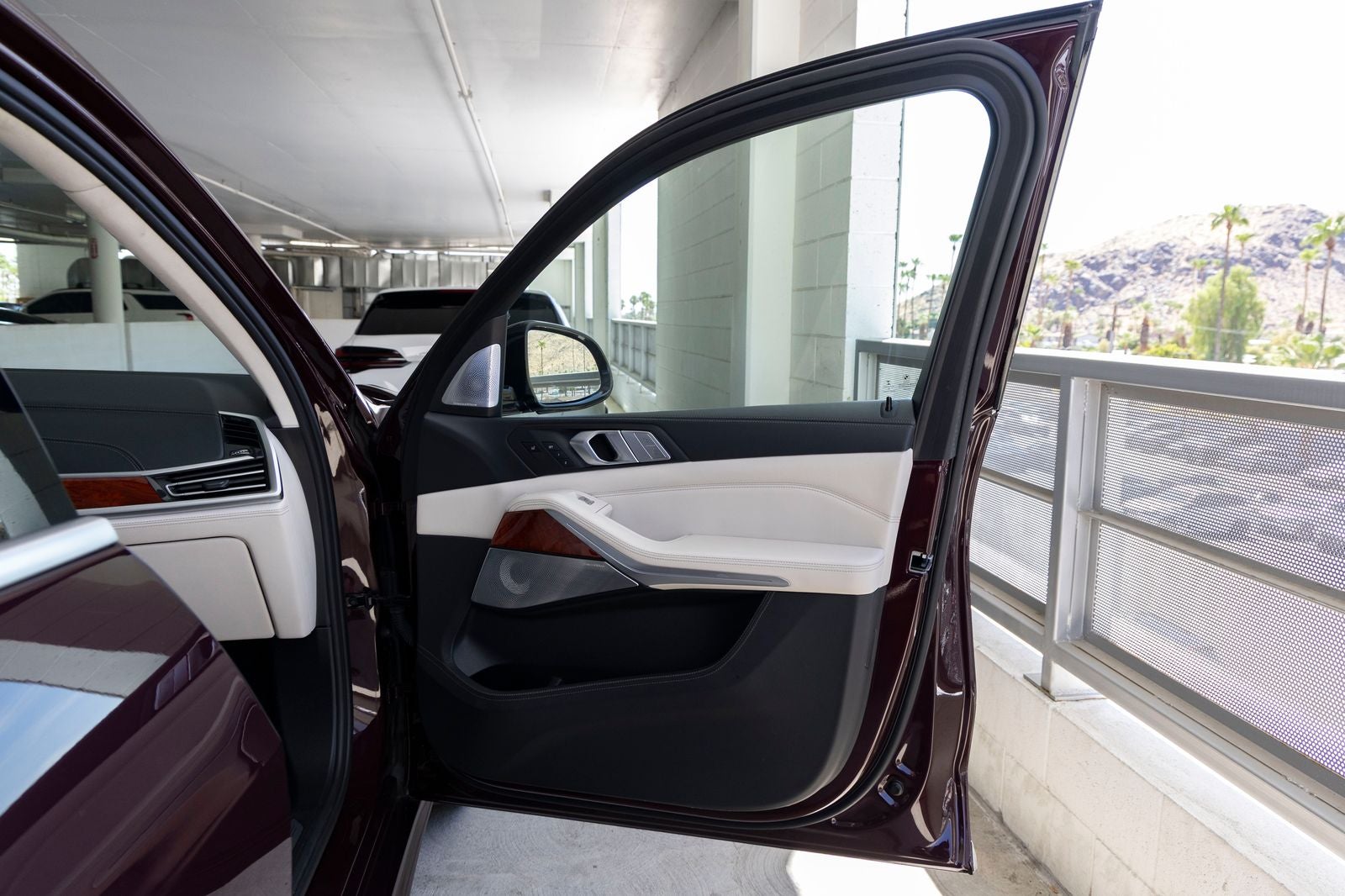 2021 BMW X7 ALPINA XB7