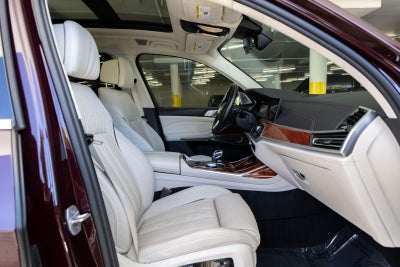 2021 BMW X7 ALPINA XB7