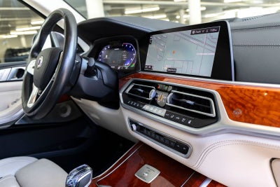 2021 BMW X7 ALPINA XB7