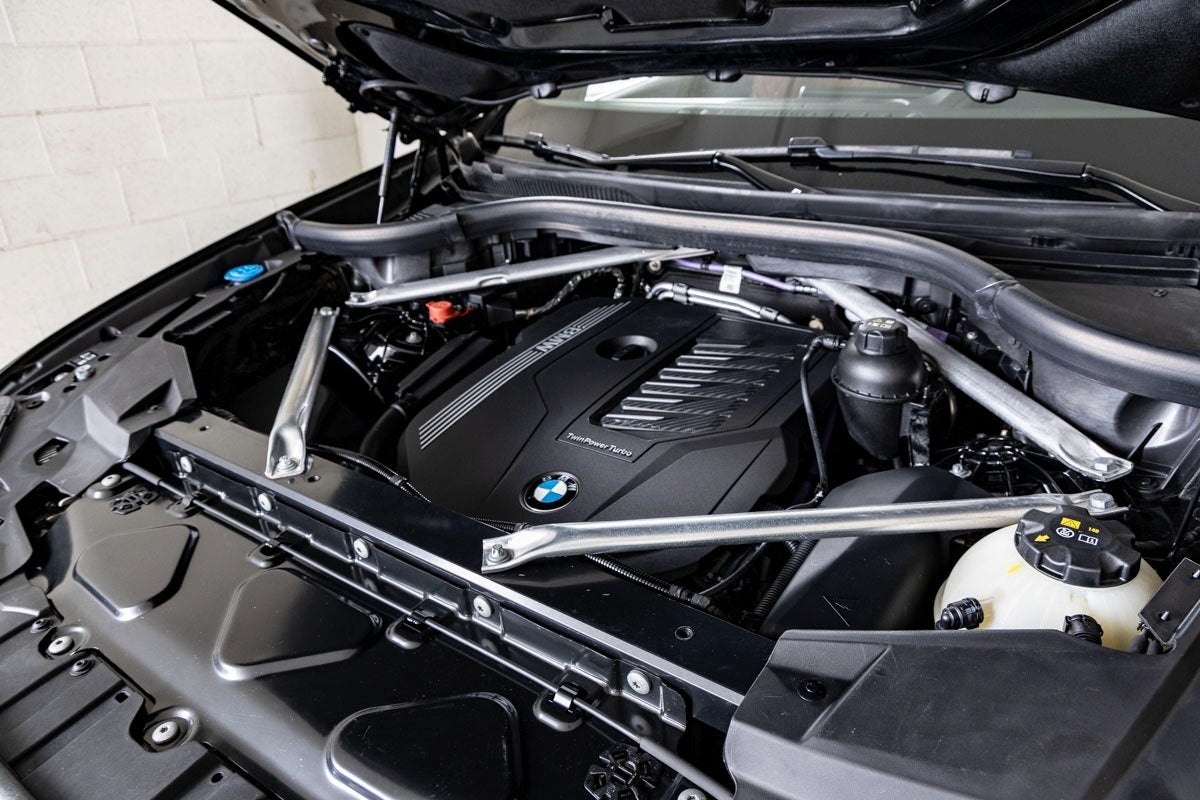 2023 BMW X6 xDrive40i