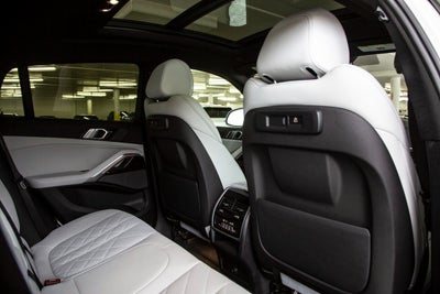 2023 BMW X6 xDrive40i