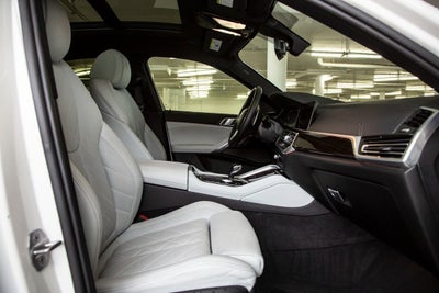 2023 BMW X6 xDrive40i