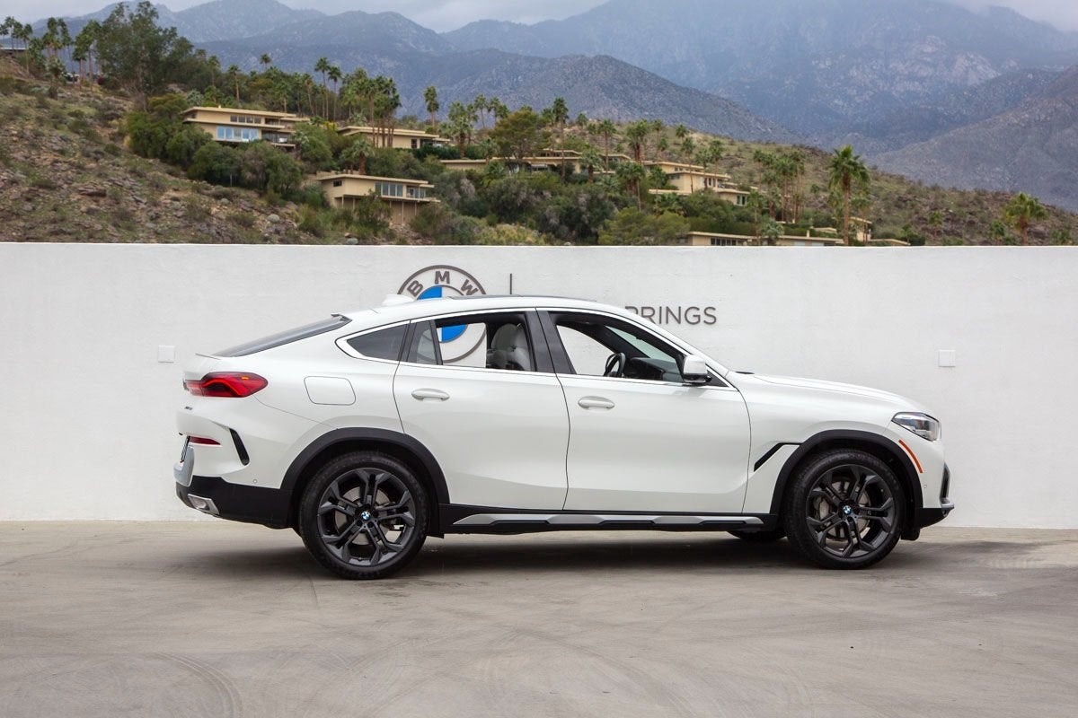 2023 BMW X6 xDrive40i