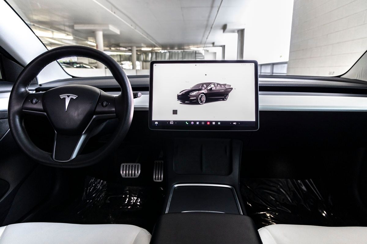 2023 Tesla Model 3 Performance