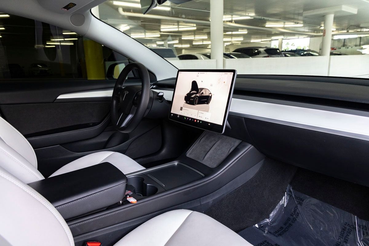 2023 Tesla Model 3 Performance