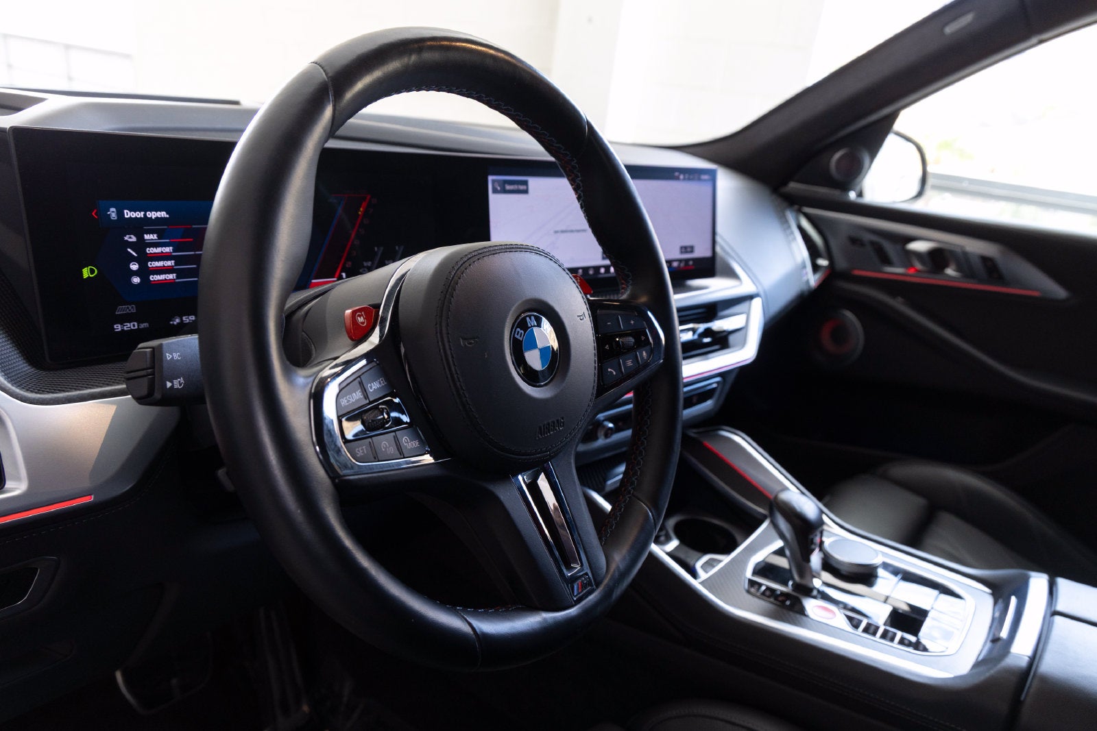 2024 BMW XM Base
