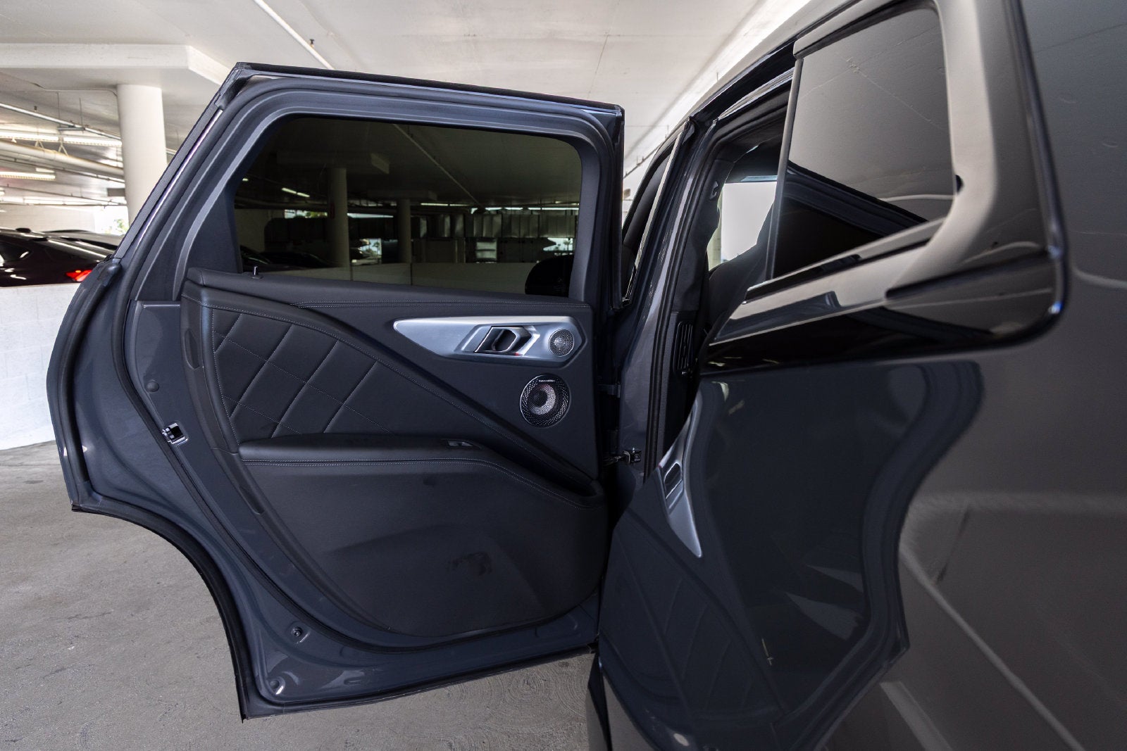 2024 BMW XM Base