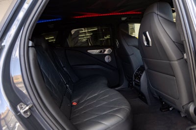 2024 BMW XM Base