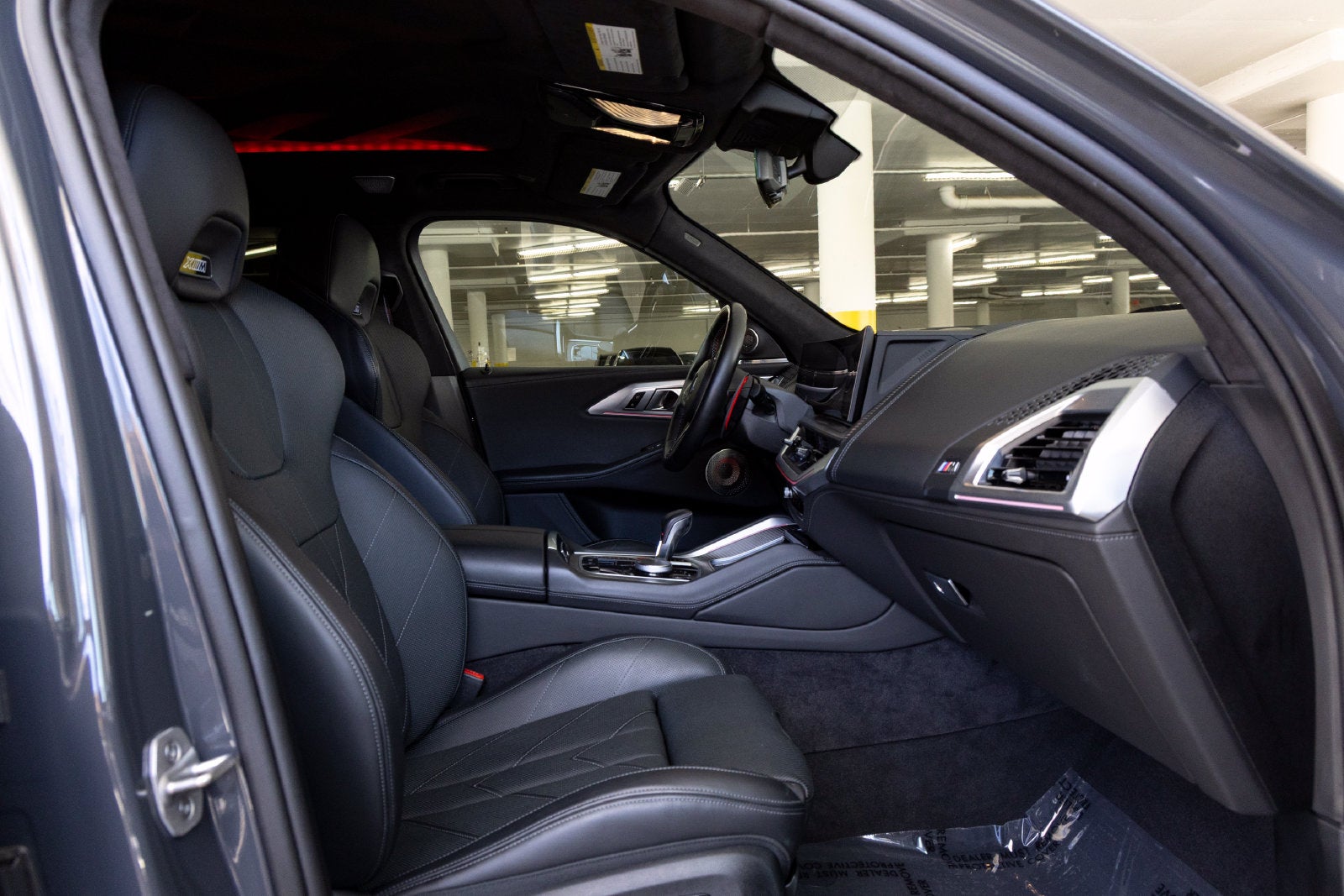 2024 BMW XM Base