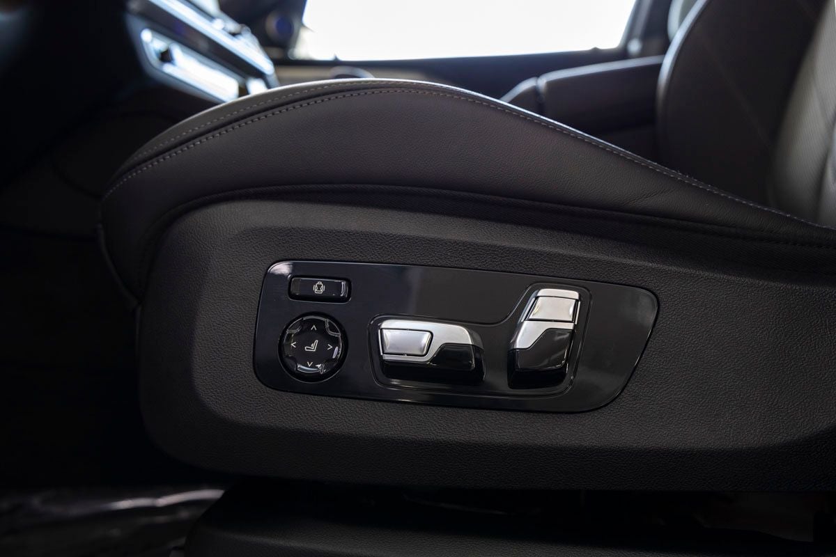 2026 BMW XM Label