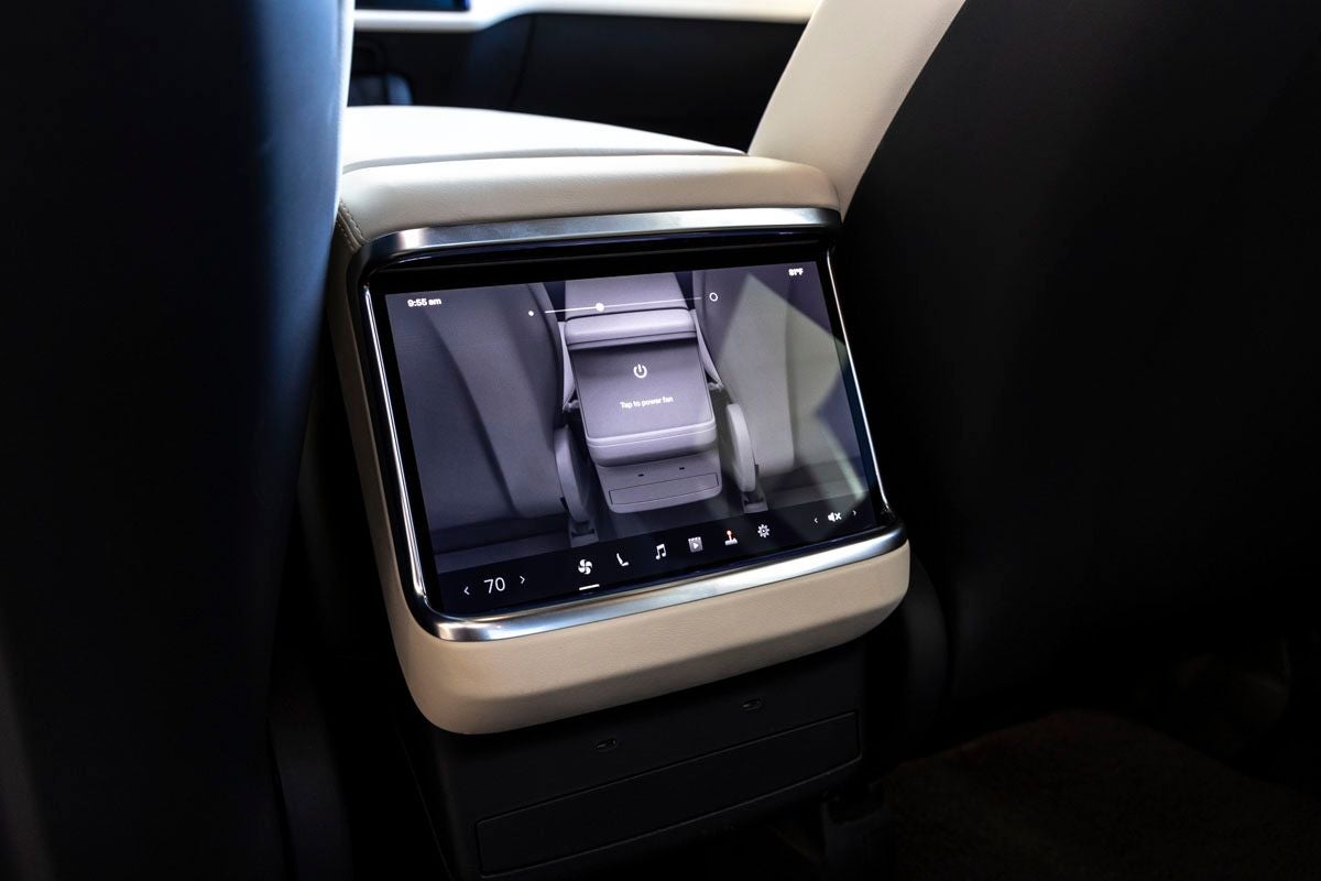 2023 Tesla Model X Base