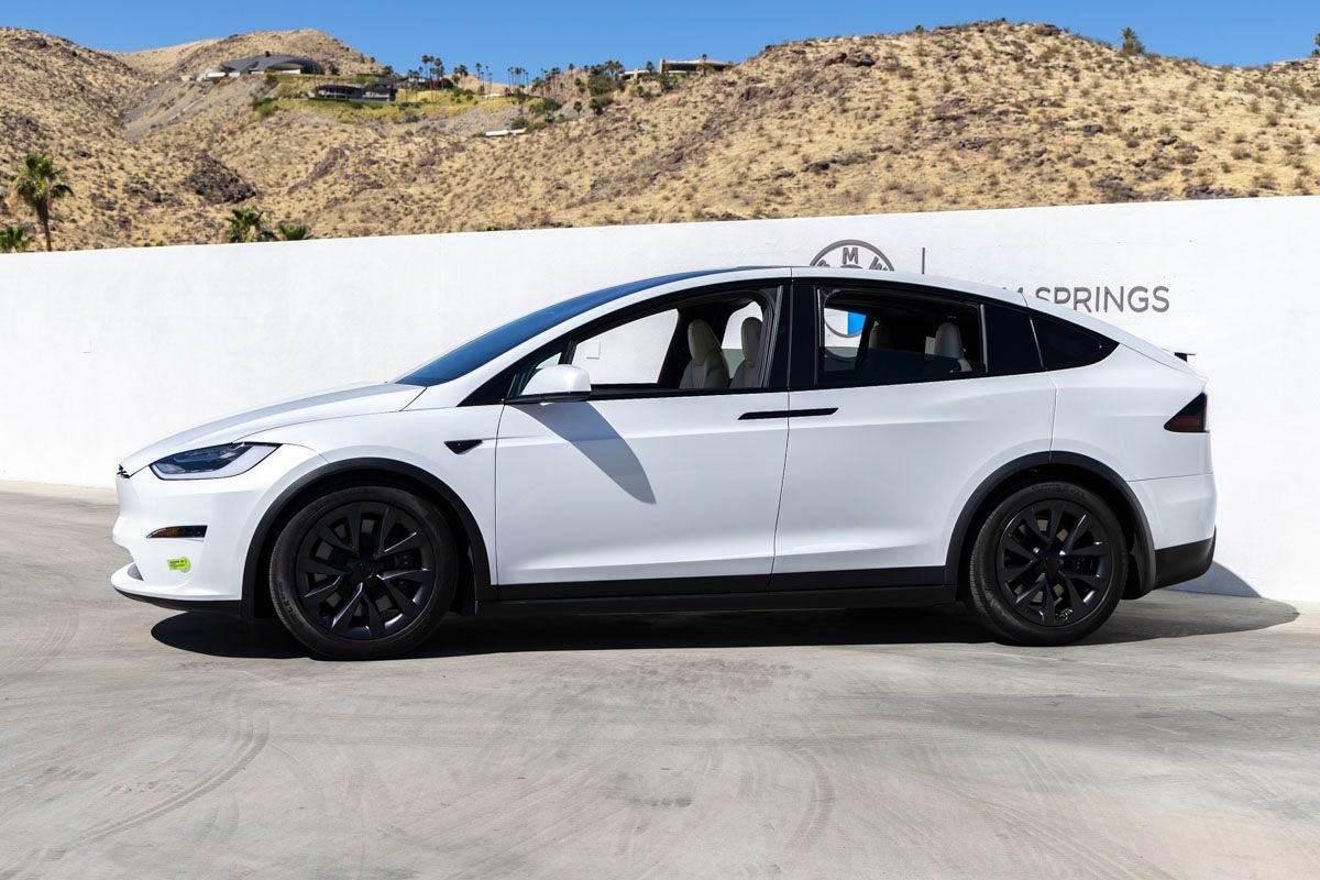 2023 Tesla Model X Base