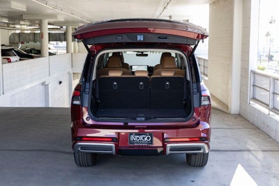 2025 INFINITI QX80 LUXE