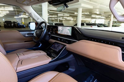 2025 INFINITI QX80 LUXE