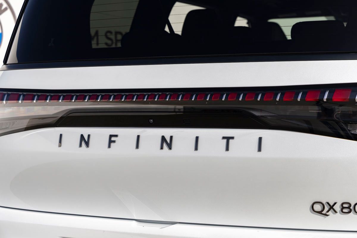 2025 INFINITI QX80 AUTOGRAPH