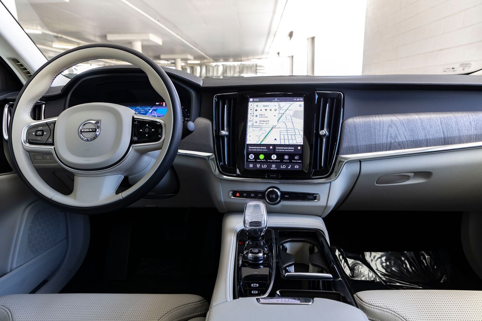 2024 Volvo S90 Recharge Plug-In Hybrid Ultimate