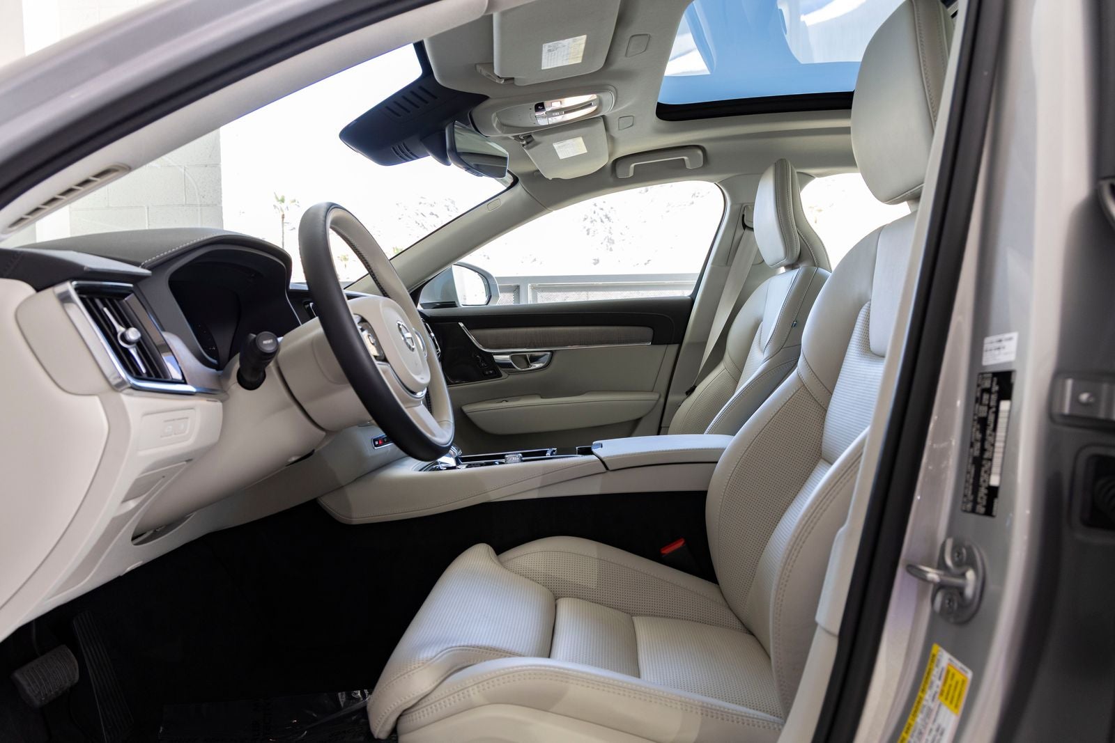 2024 Volvo S90 Recharge Plug-In Hybrid Ultimate