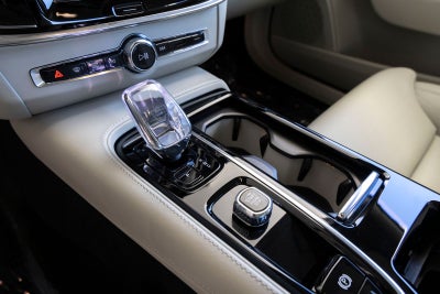 2024 Volvo S90 Recharge Plug-In Hybrid Ultimate