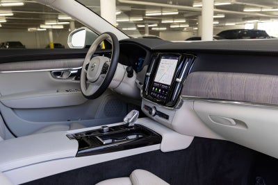 2024 Volvo S90 Recharge Plug-In Hybrid Ultimate