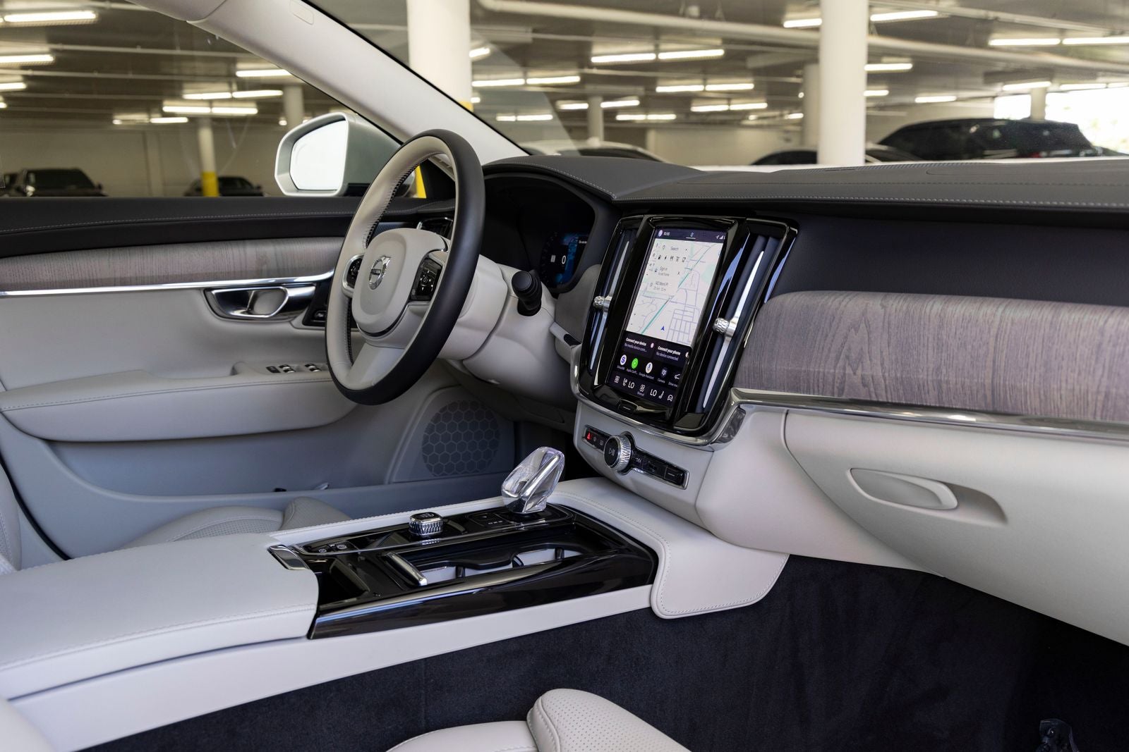 2024 Volvo S90 Recharge Plug-In Hybrid Ultimate