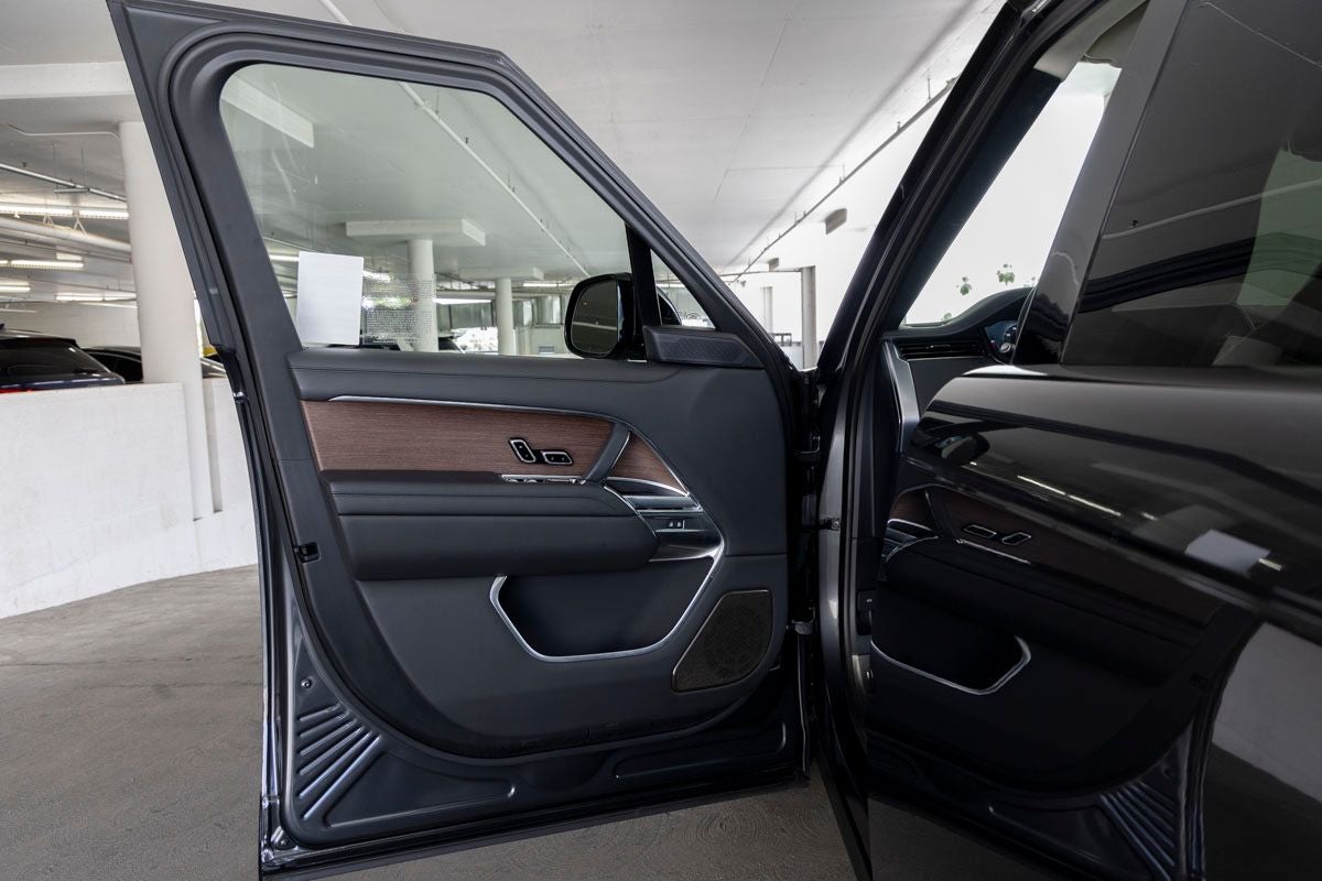 2025 Land Rover Range Rover Autobiography