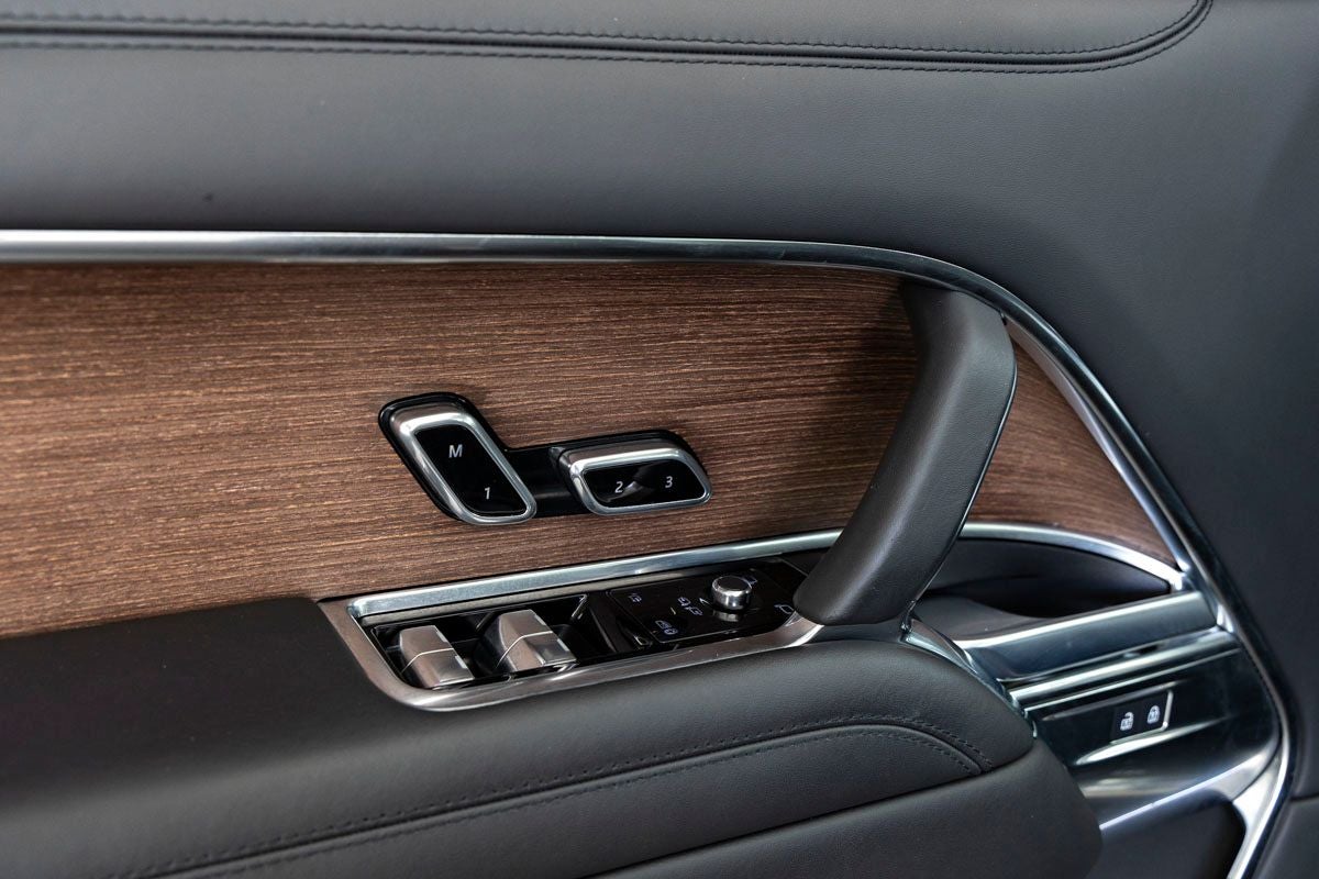 2025 Land Rover Range Rover Autobiography